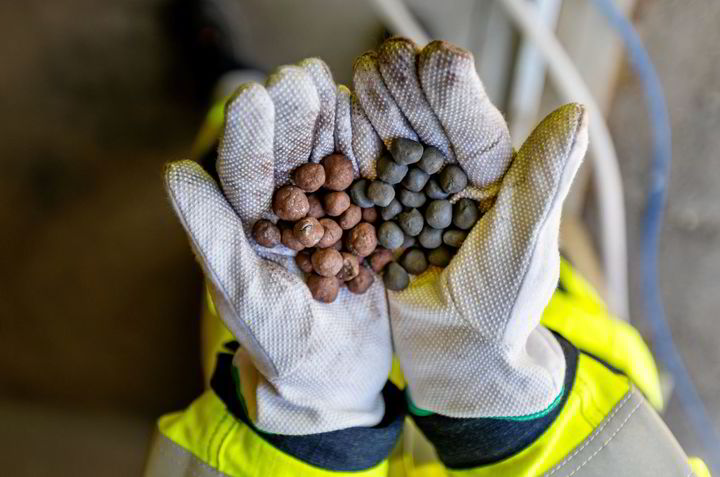 廃棄物からグリーン鉄 | スウェーデンで本格的なグリーン水素DRIプラントの最終許可を取得